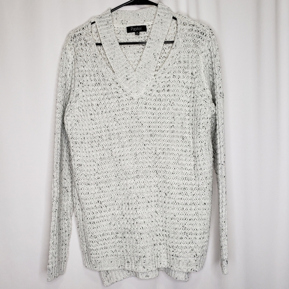 Papillon Blanc Sweaters - Papillon neck shoulder cut out sweater Medium